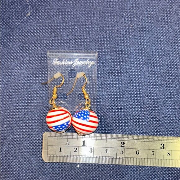 Fashion Jewelry Gold and Red Earrings Patriotic Design - Picture 1 of 4